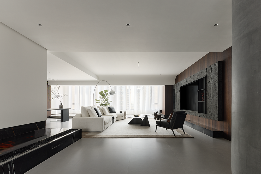 1735805602672812.png 2.png